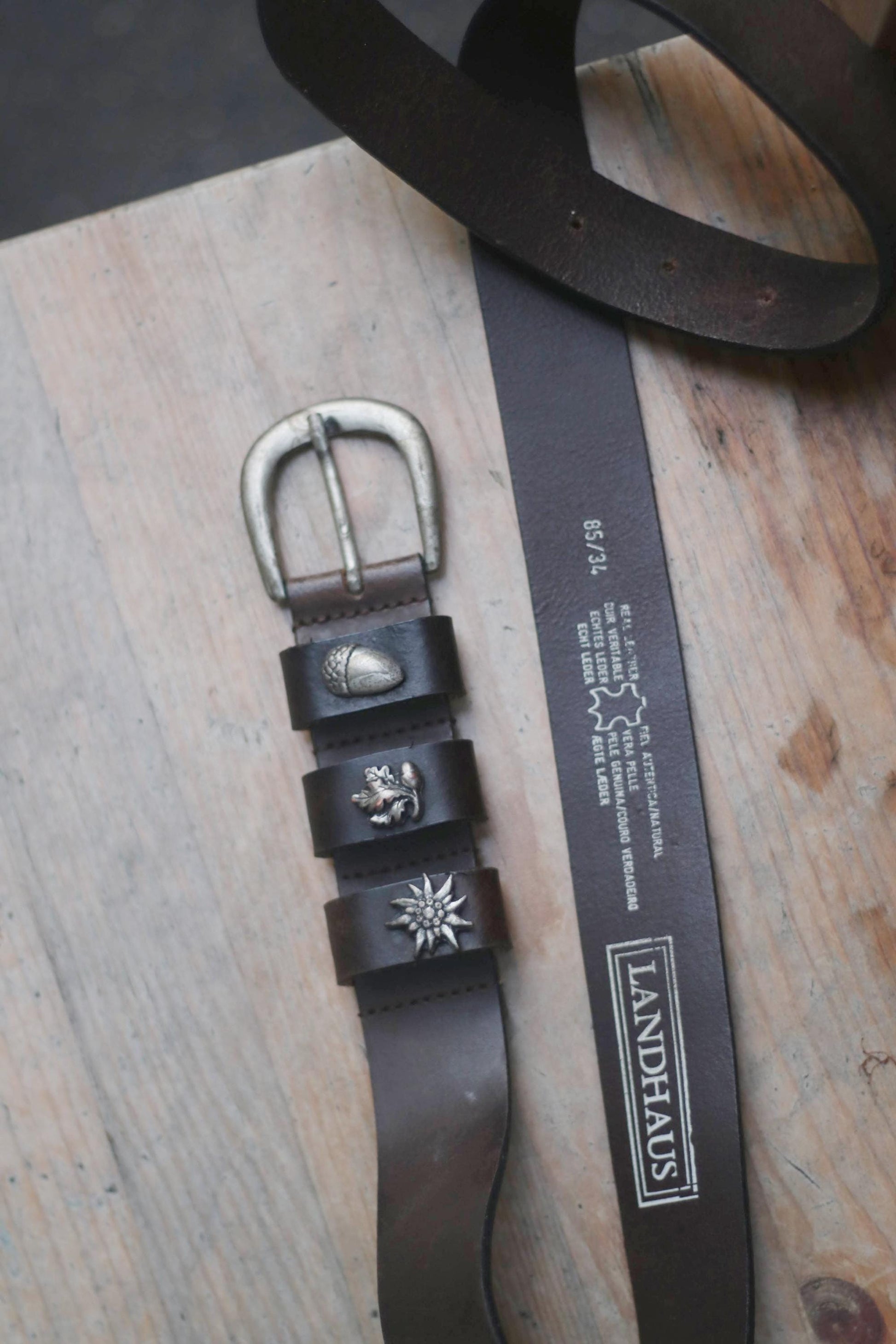 80s Folk-Inspired Belt | Vintage Landhaus Country Brown belt| Quirky farm animal accessory