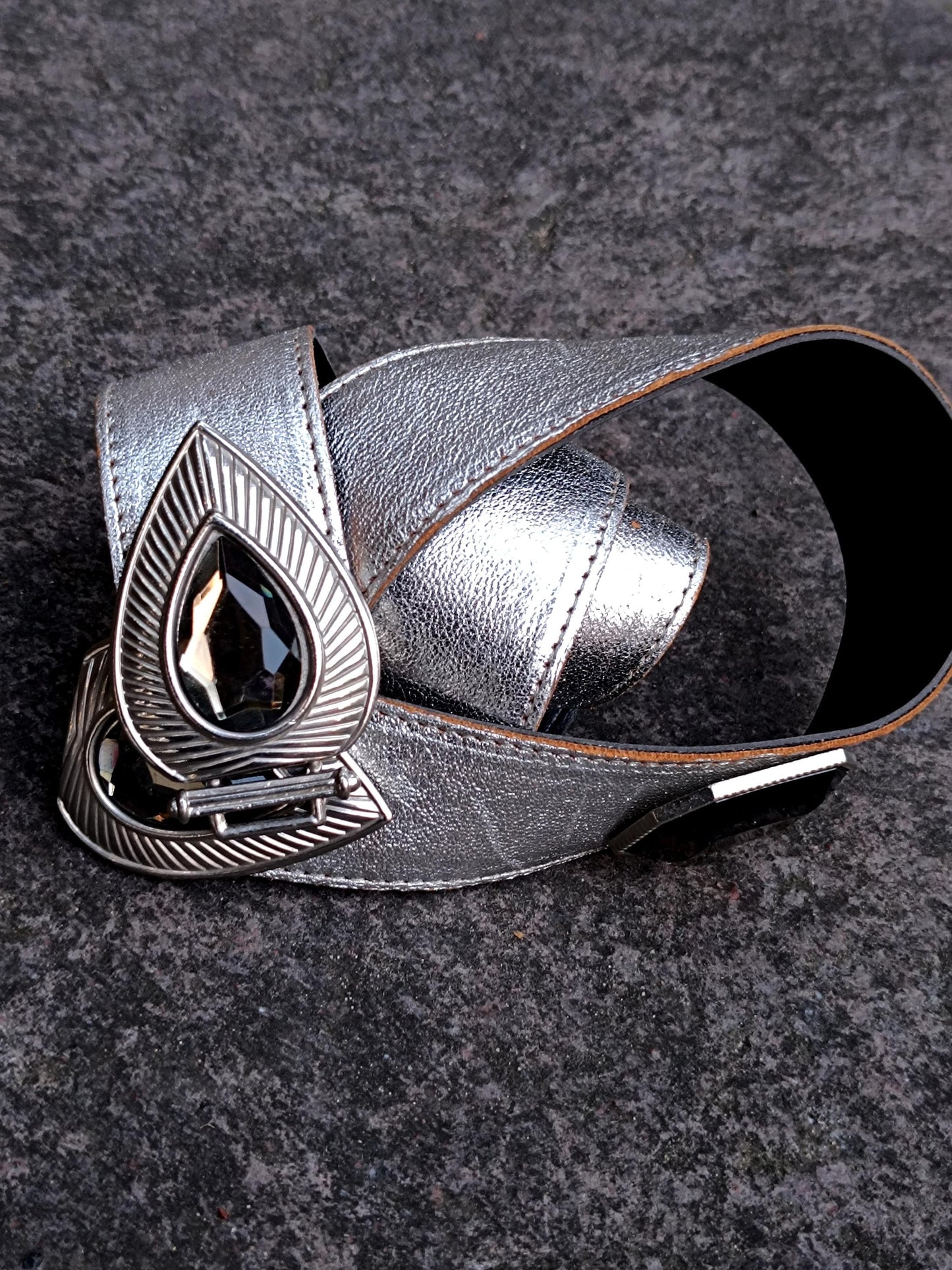 90s Metallic Leather Belt in Silver| Vintage Maximalist Women's belt| Waist Belt with Gem-like details