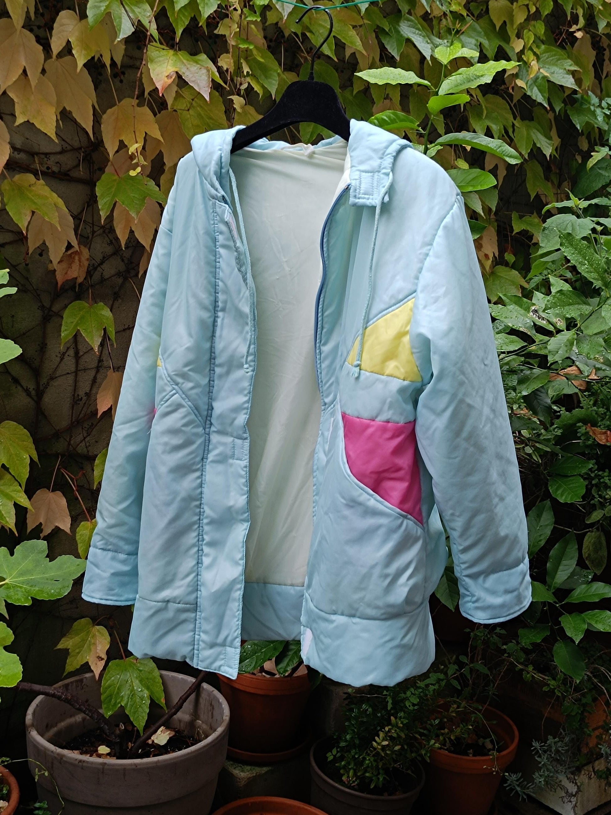 90s Puffer Jacket| Vintage Blue Geometric Print Sporty Winter Coat | Women's Streetwear Jacket