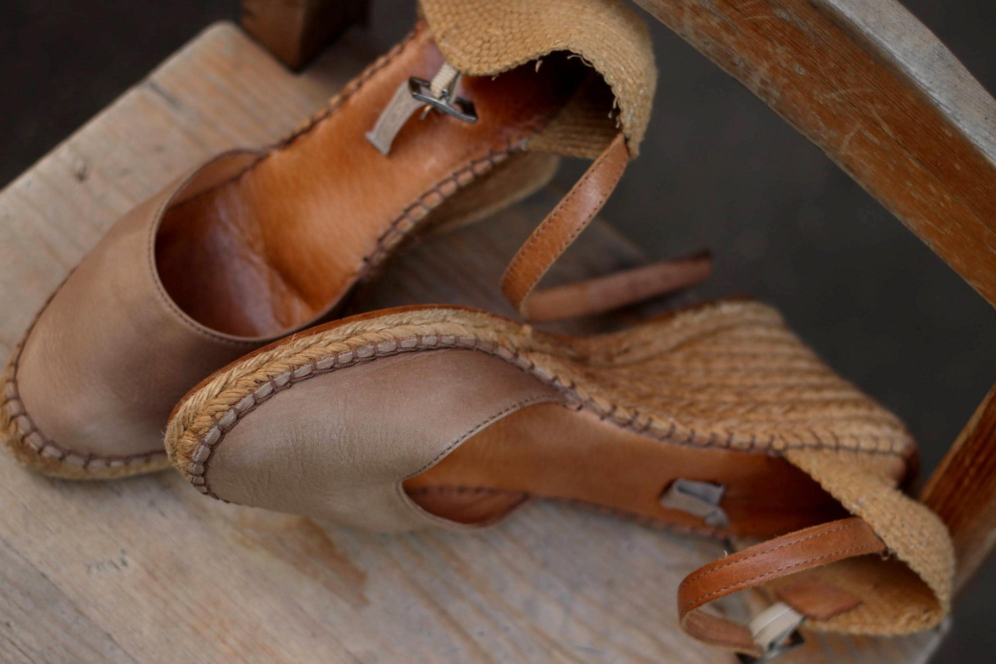 Y2K Italian Leather Wedges | Vintage Brown Raffia Platforms | Boho Summer Sandals| Ankle Strap Wedges Size EU39