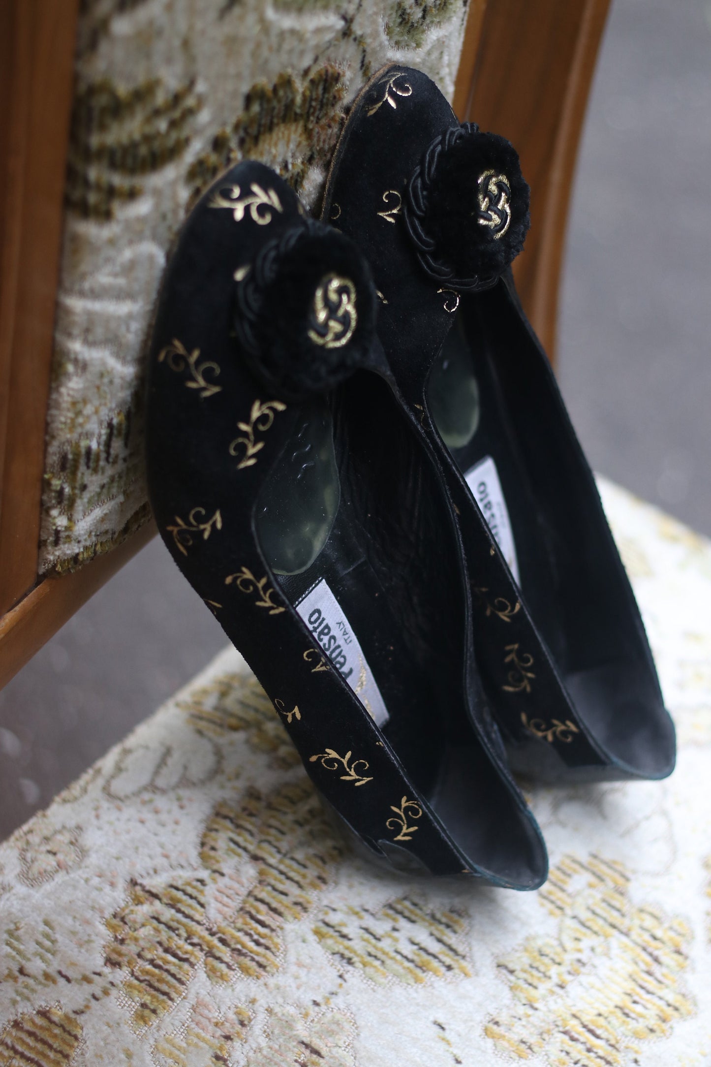 80s Pensato Opulent Wegdes| Vintage Fernando Pensato Shoes| Italian Design Black and Gold Opulent shoes