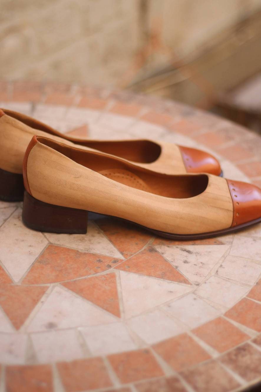 Gritti Lavorazione Bologna Shoes| Vintage leather and canvas heels in brown and cream