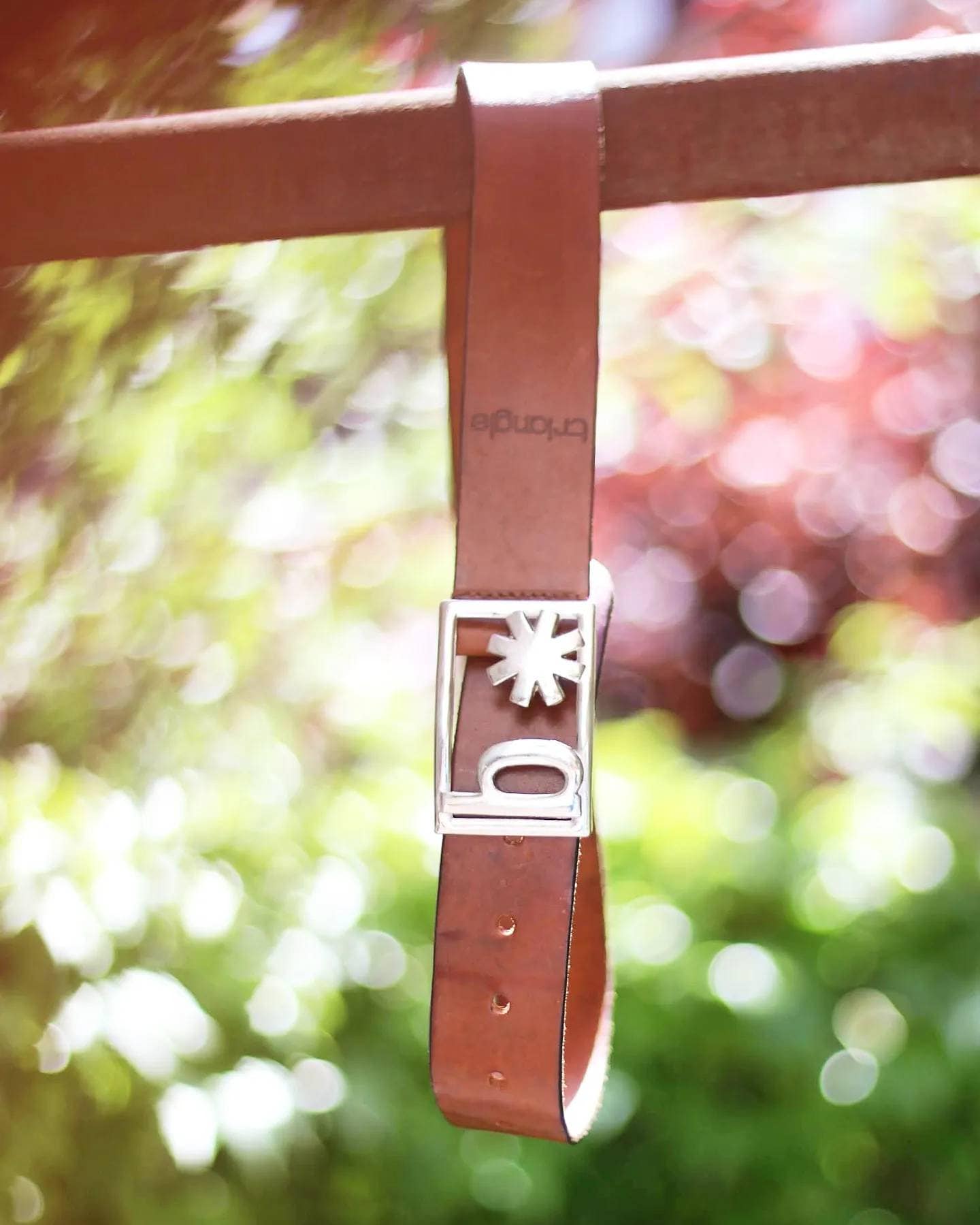 Vintage brown leather belt| Brown belt with silver buckle| Minimalist accessory