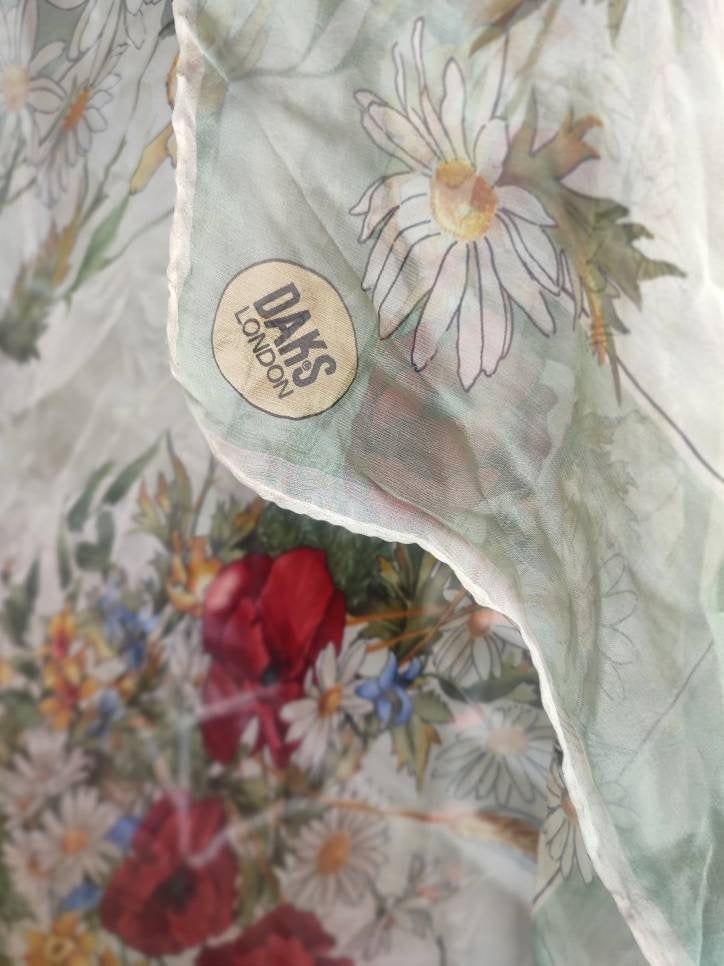 OAKS London silk scarf with floral motif | Vintage feminine scarf made in italy le fleur et le blé