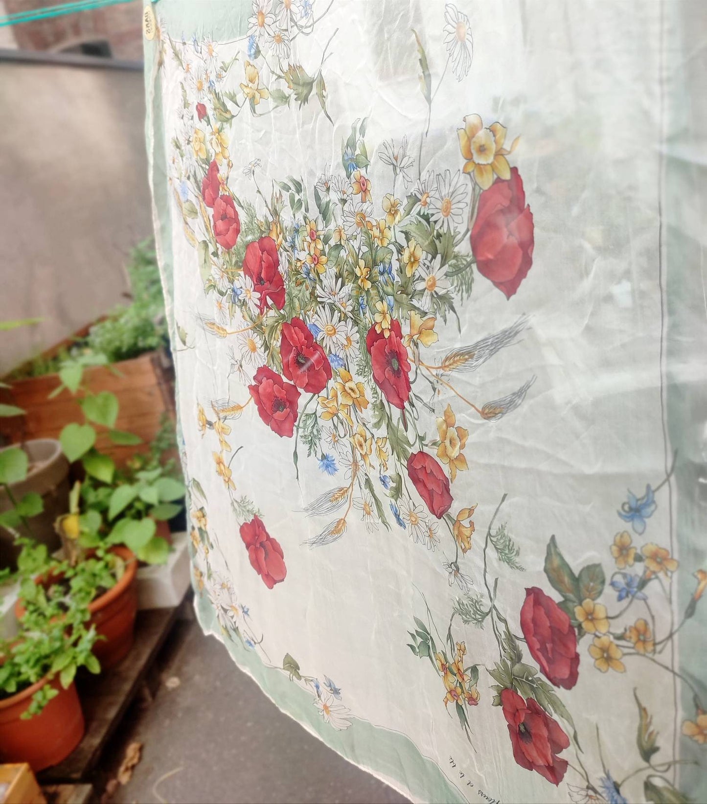 OAKS London silk scarf with floral motif | Vintage feminine scarf made in italy le fleur et le blé