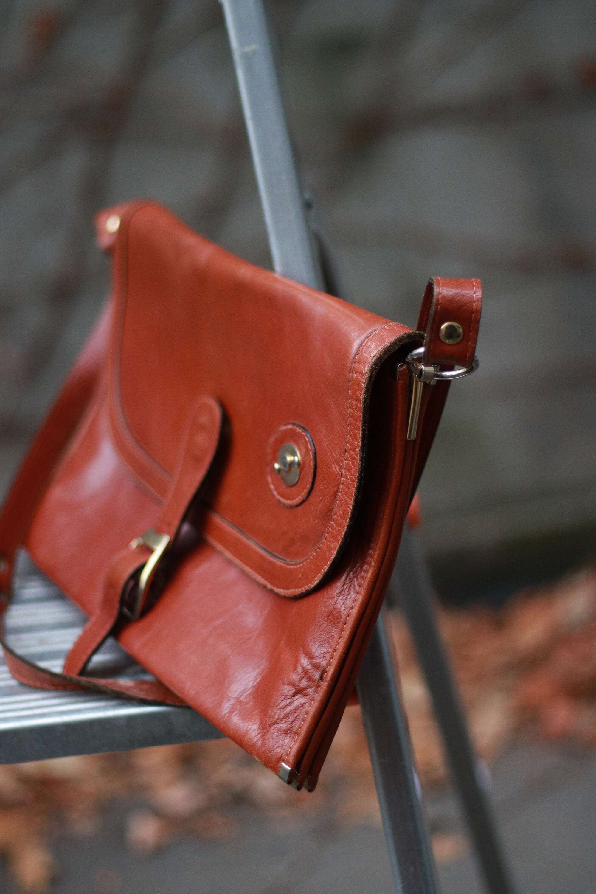 Vintage genuine leather bag, Old leather bag from 70,' Old Genuine Leather Bag, Vintage brown leather bag, Shoulder bag, hot Retro leather bag