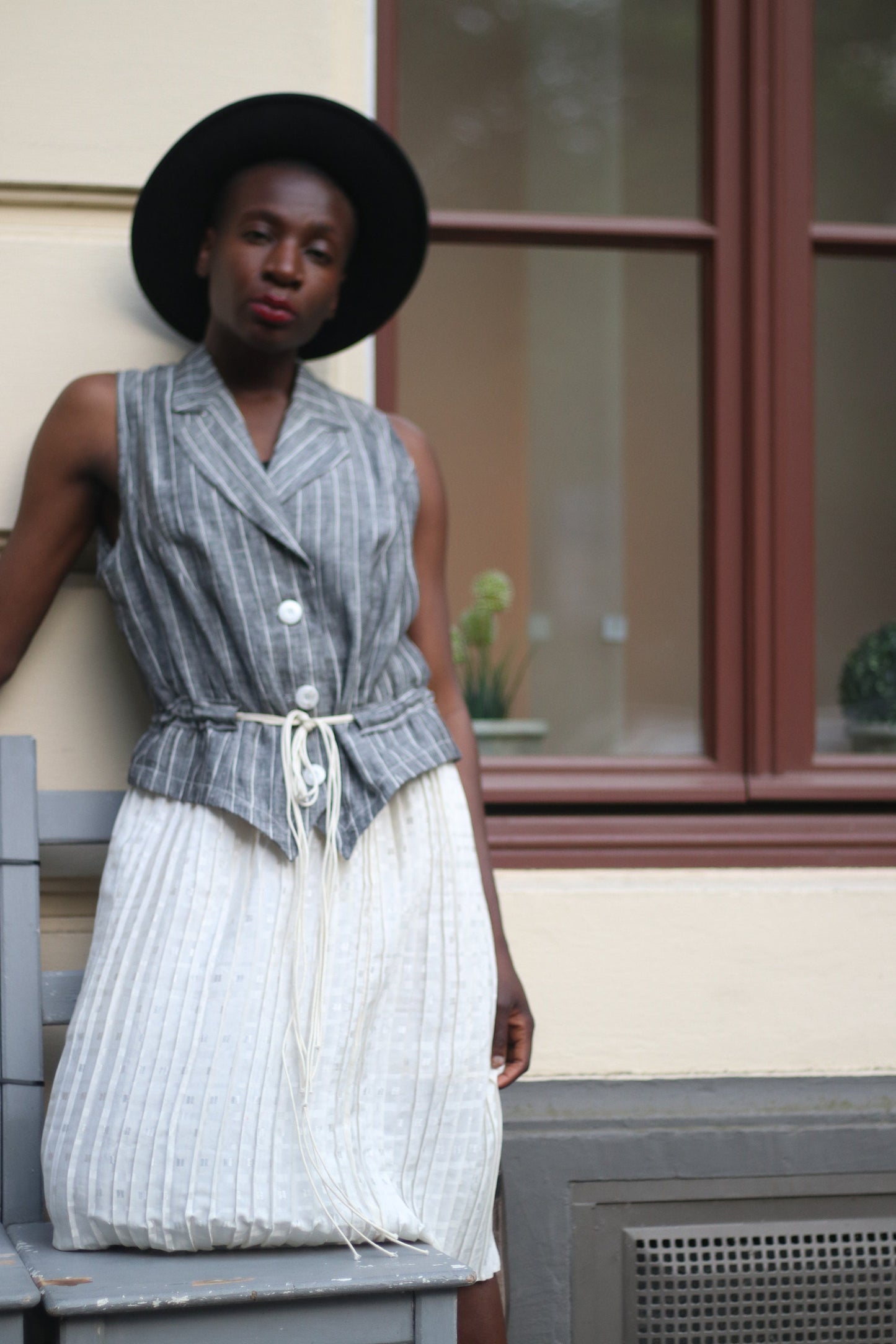 Vintage Linen Blouse| Striped Grey Summer Shirt | Véchy Sleeveless Minimalist Blouse |Capsule Wardrobe Shirt