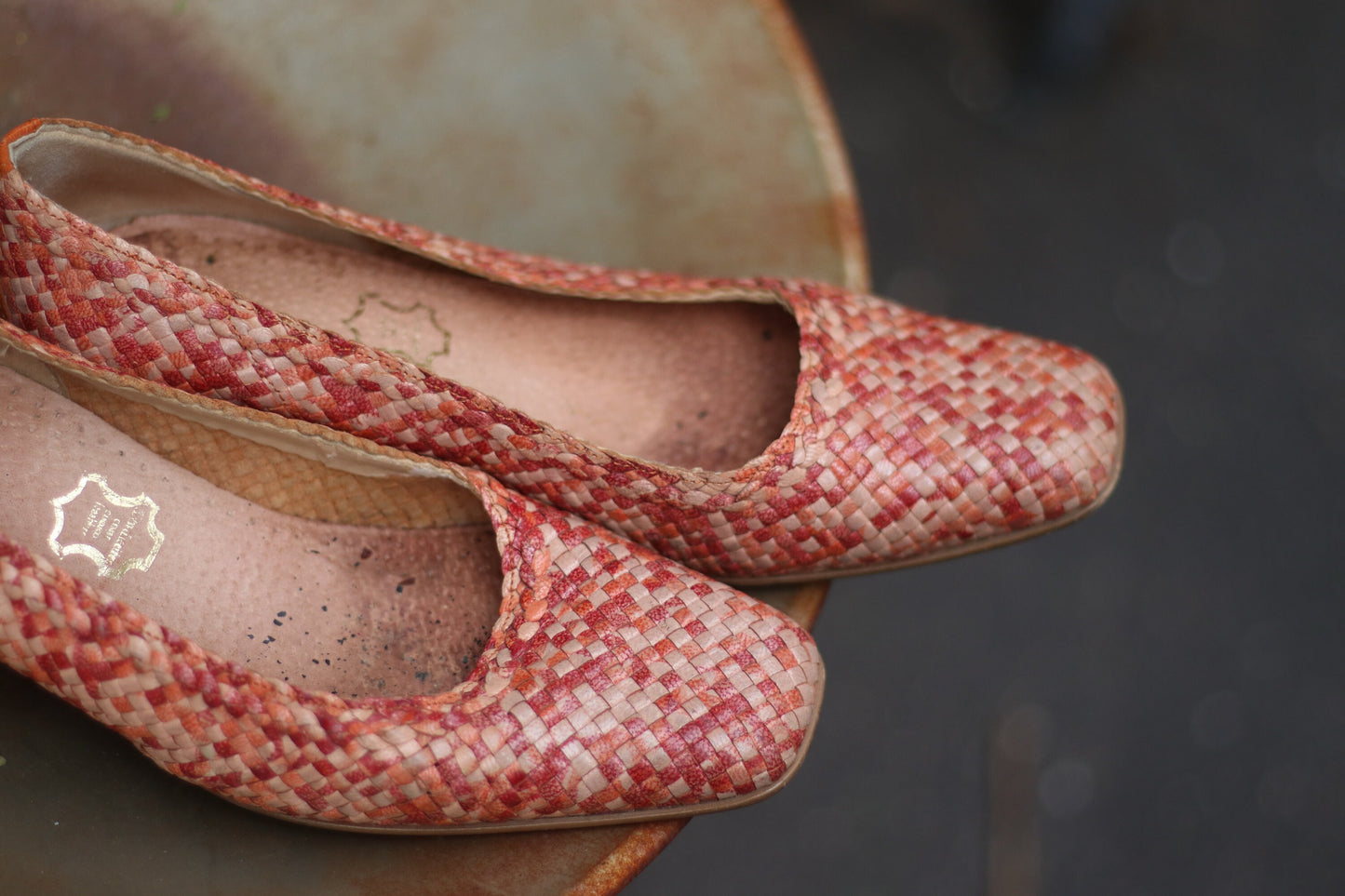 Vintage Gabor Heels| 80s Leather Woven Heels | Minimalist red and brown raffia checkered slip in summer shoes