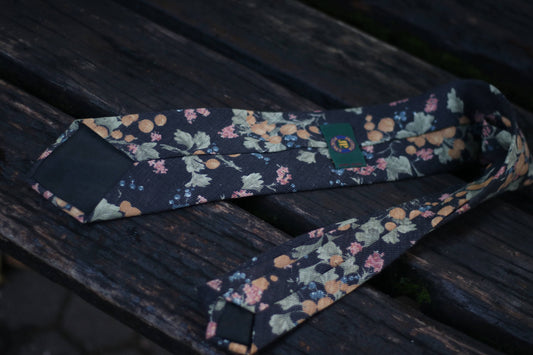 90s Floral print tie| Jacques Ploenes opulent tie| Menswear dark bloom workwear tie